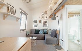Mezzanine Stylish Apartments By Vacationy